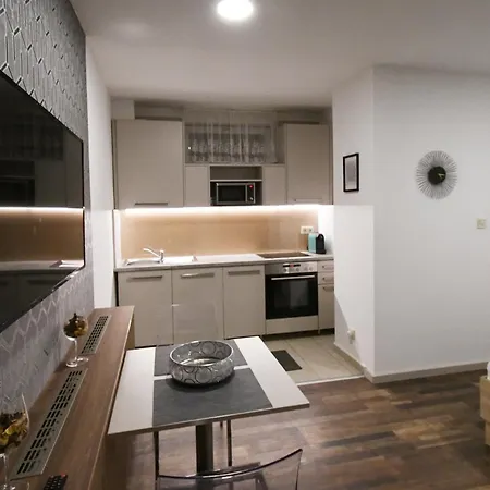 Nice Home Apartment 2 Abda Exterior photo